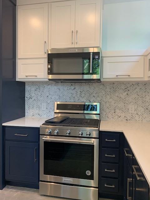 403 W Monroe St #2 - Photo 4 of 18