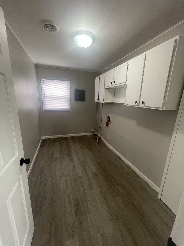 2482 Vigo St #NA - Photo 4 of 8