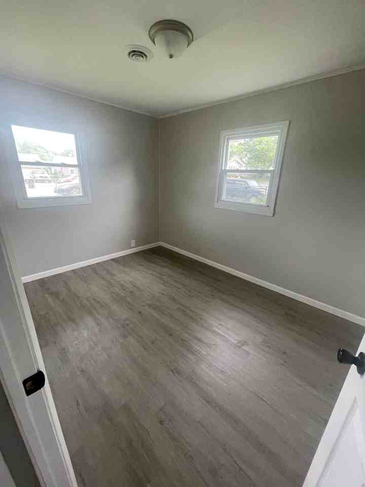 2482 Vigo St #NA - Photo 6 of 8