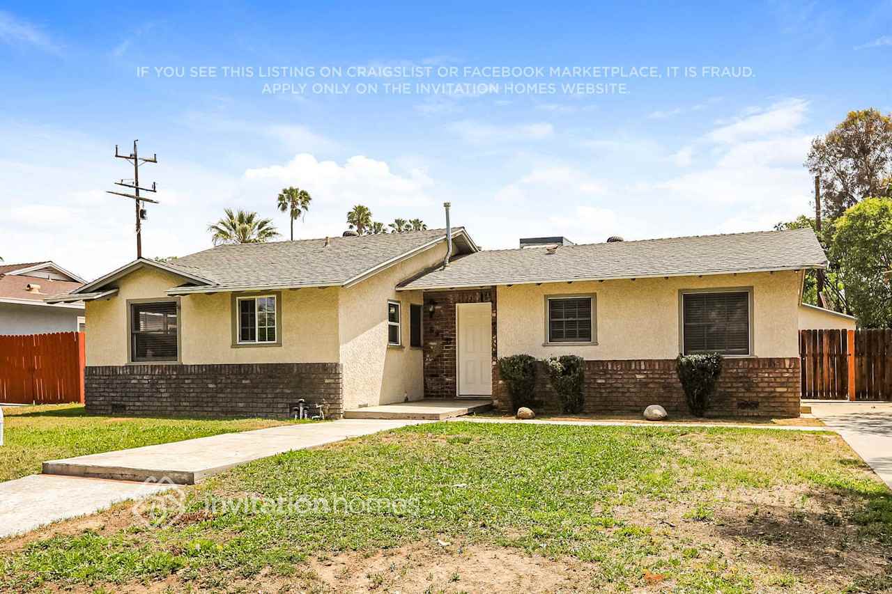 6910 Malibu Dr - Photo 3 of 17