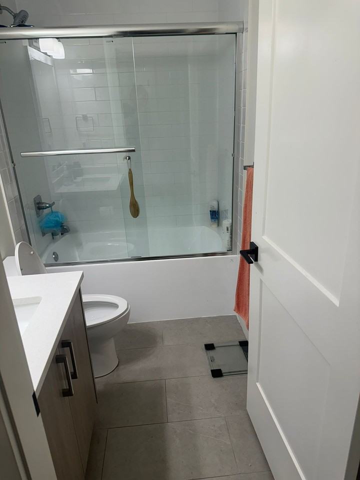 18A Avenue - Photo 4 of 6
