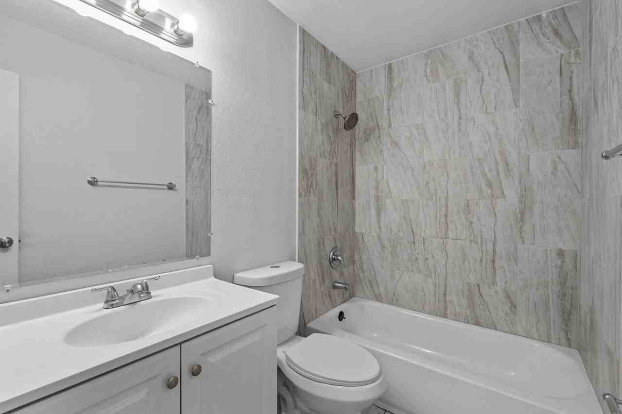 3445 Cochran Dr #C - Photo 6 of 8