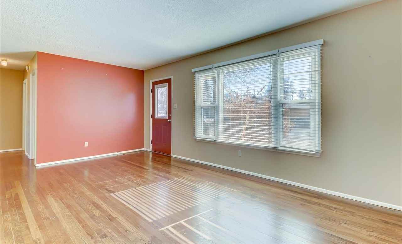 Columbia St 1310/TK/Morgan/**WARRANTY** - Photo 4 of 10