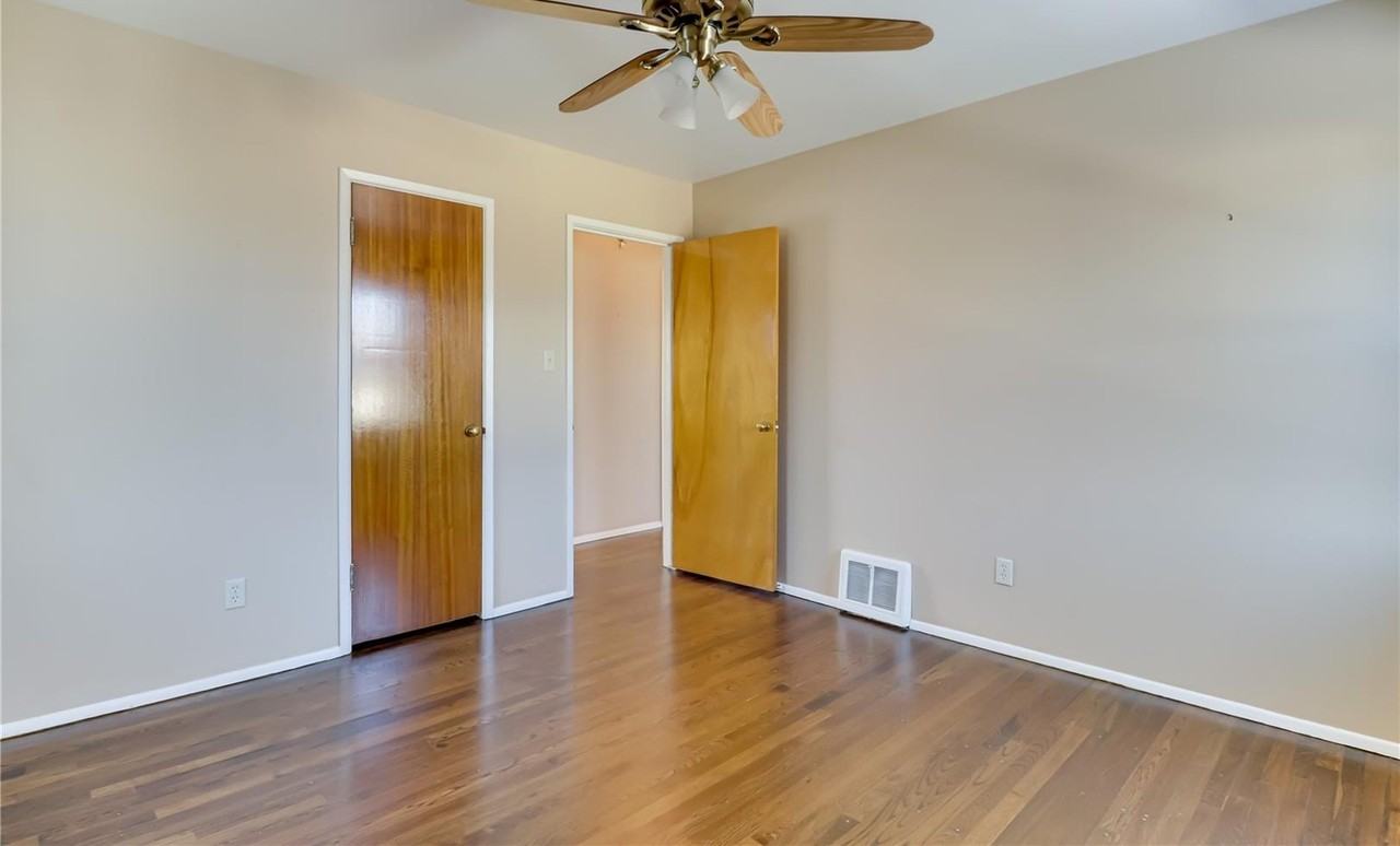 Columbia St 1310/TK/Morgan/**WARRANTY** - Photo 5 of 10