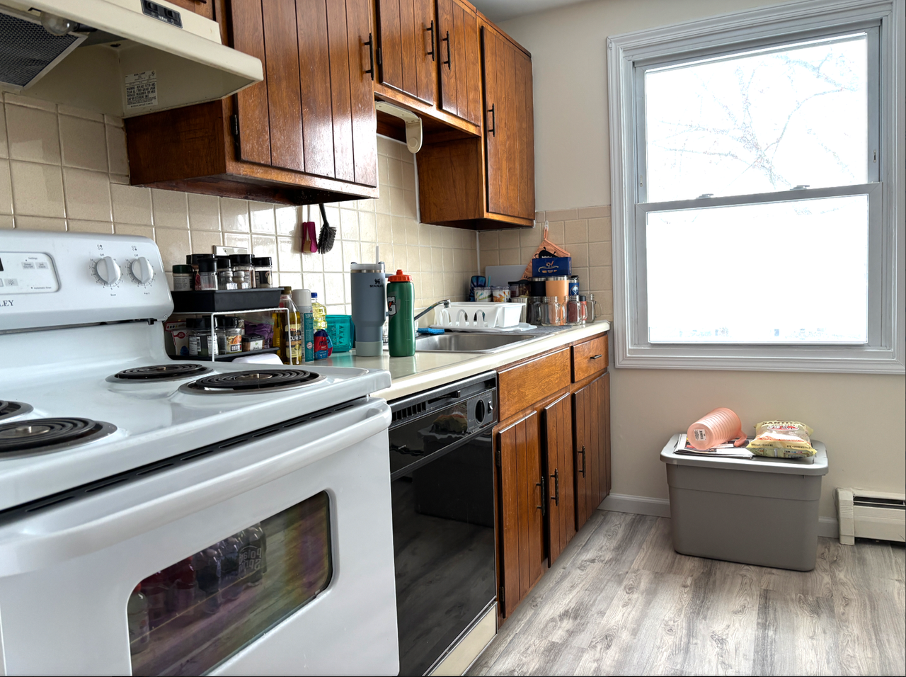Islebrook Apartments - Photo 4 of 24