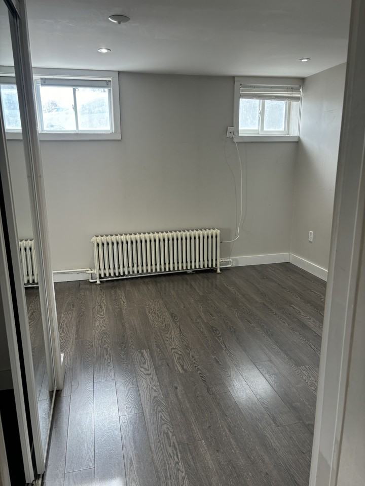 193 Annette Street - Photo 7 of 10