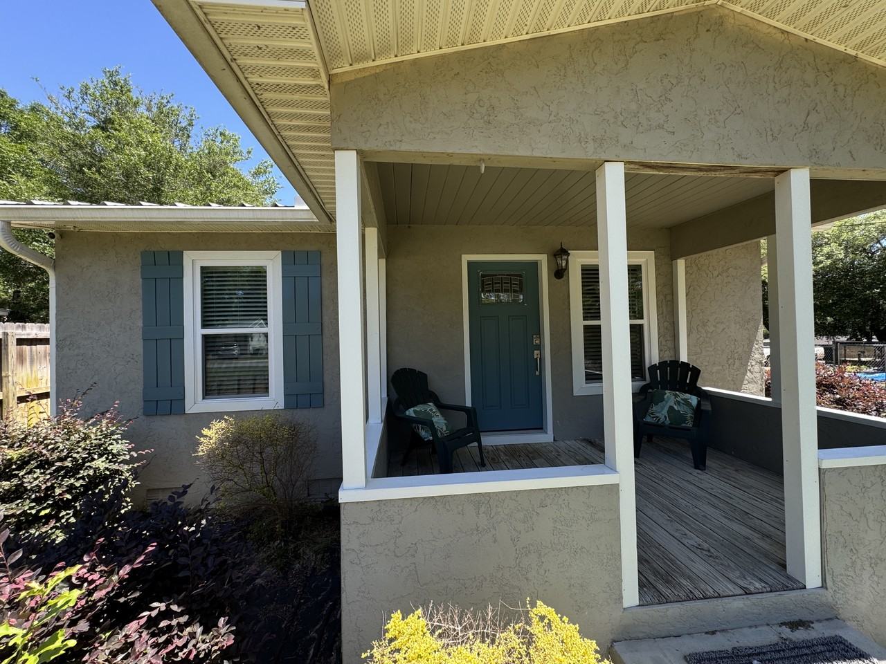 115A Montrose Dr #1 - Photo 2 of 12
