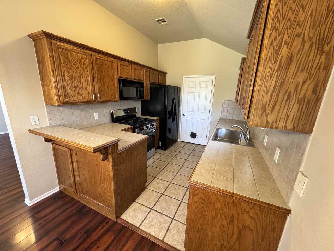 21987 Pleasant Ridge Rd #1 - Photo 7 of 28