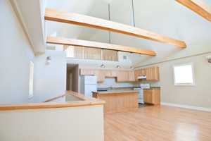 featured image of 3255 N Oakland Ave