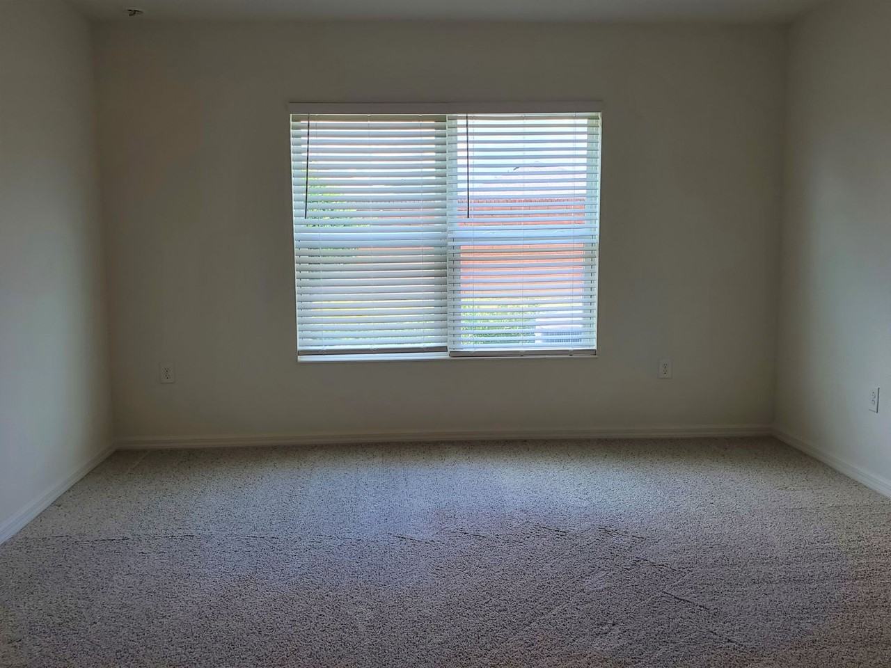 16536 Centipede St - Photo 7 of 11