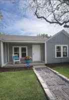 featured image of 106 N Merrimac St