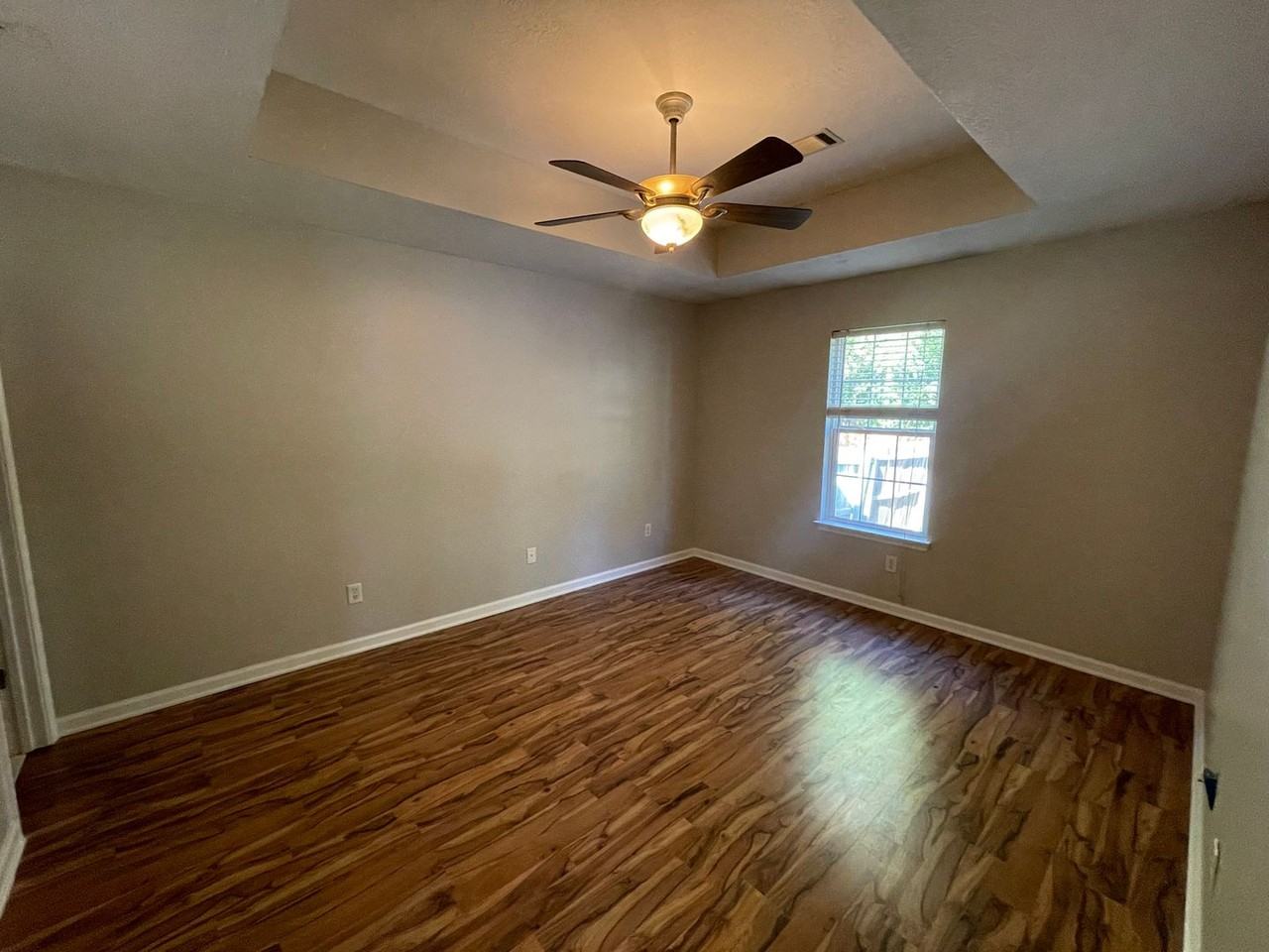 4763 W Creek Mill Ct - Photo 5 of 8