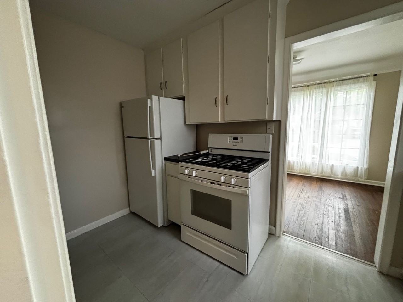 4332 Biddle St - Photo 2 of 18