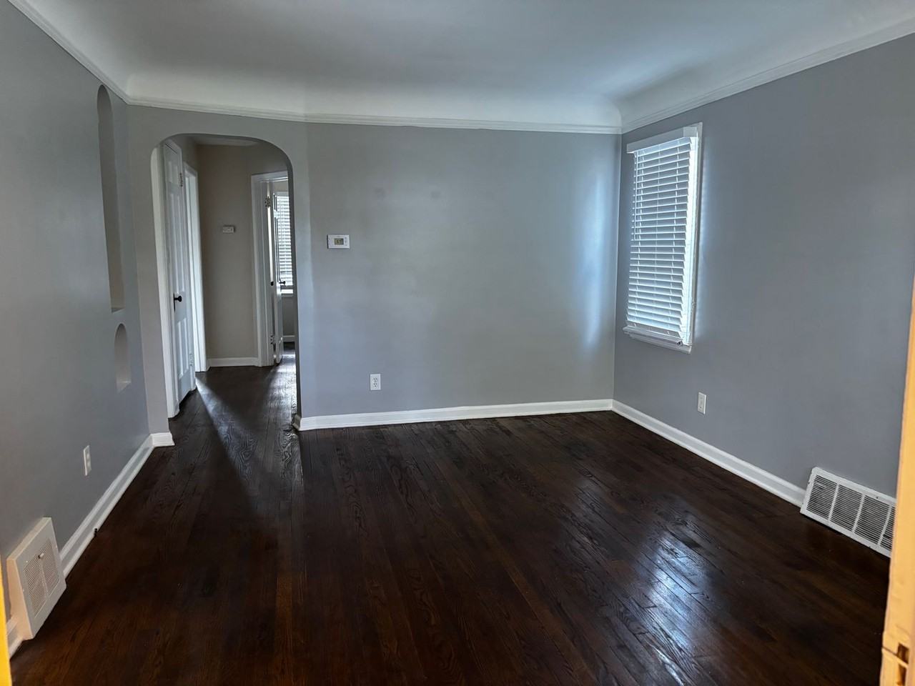 4332 Biddle St - Photo 5 of 18