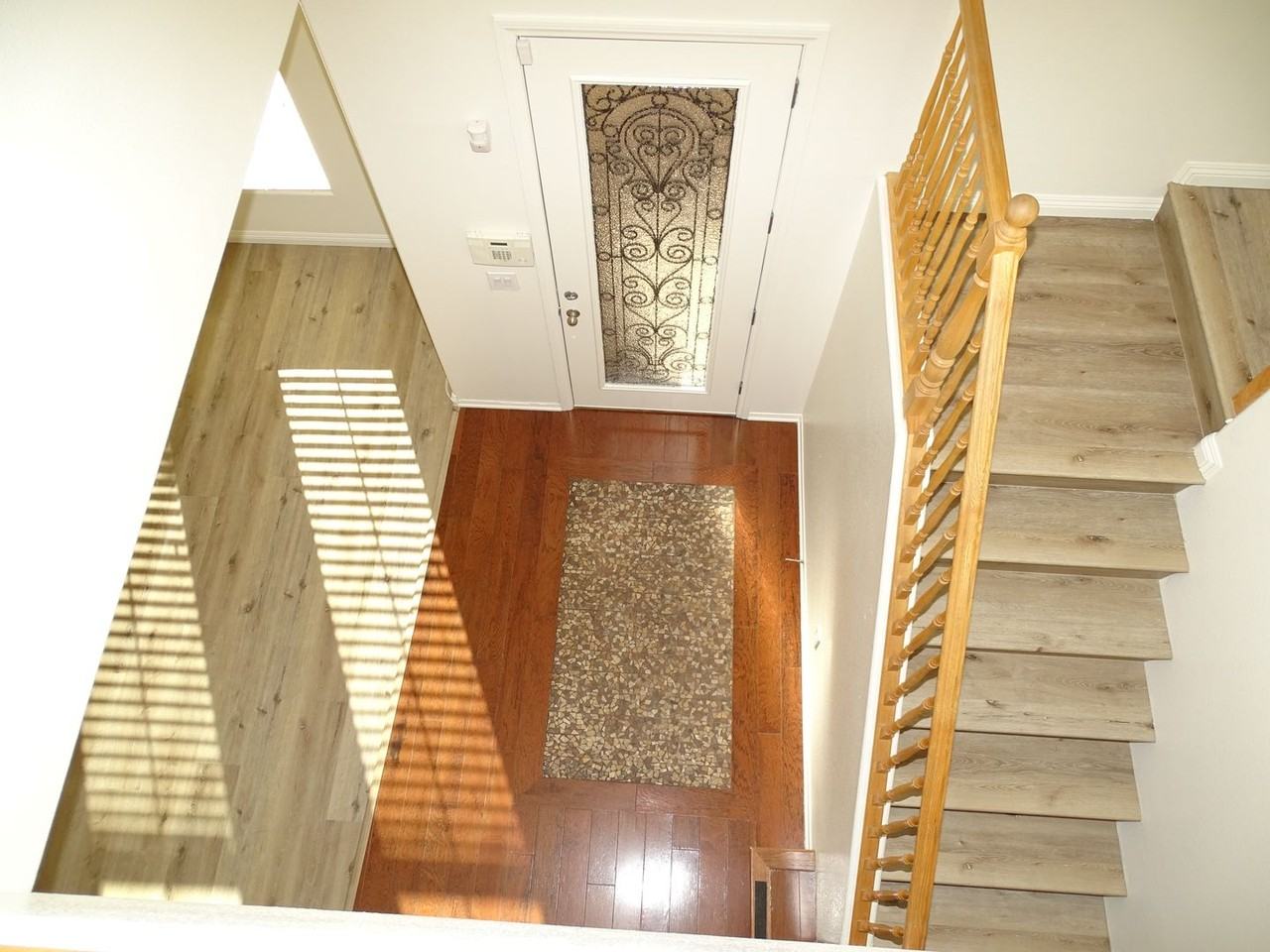 12053 Hathaway Pines Ln - Photo 6 of 48