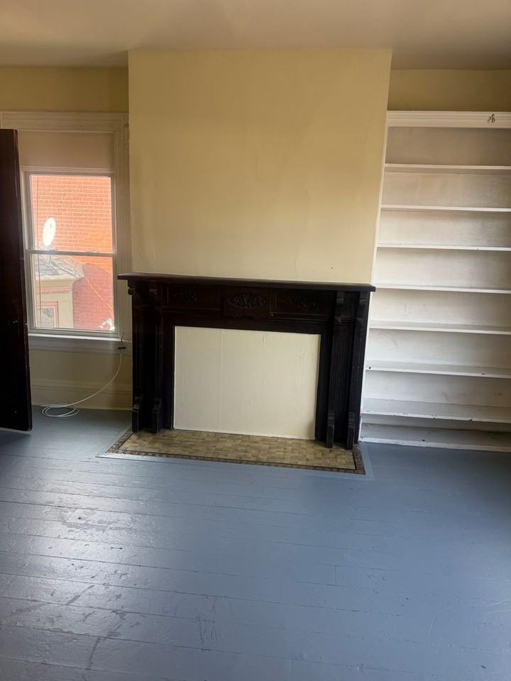 459 Noble Ave - Photo 2 of 2