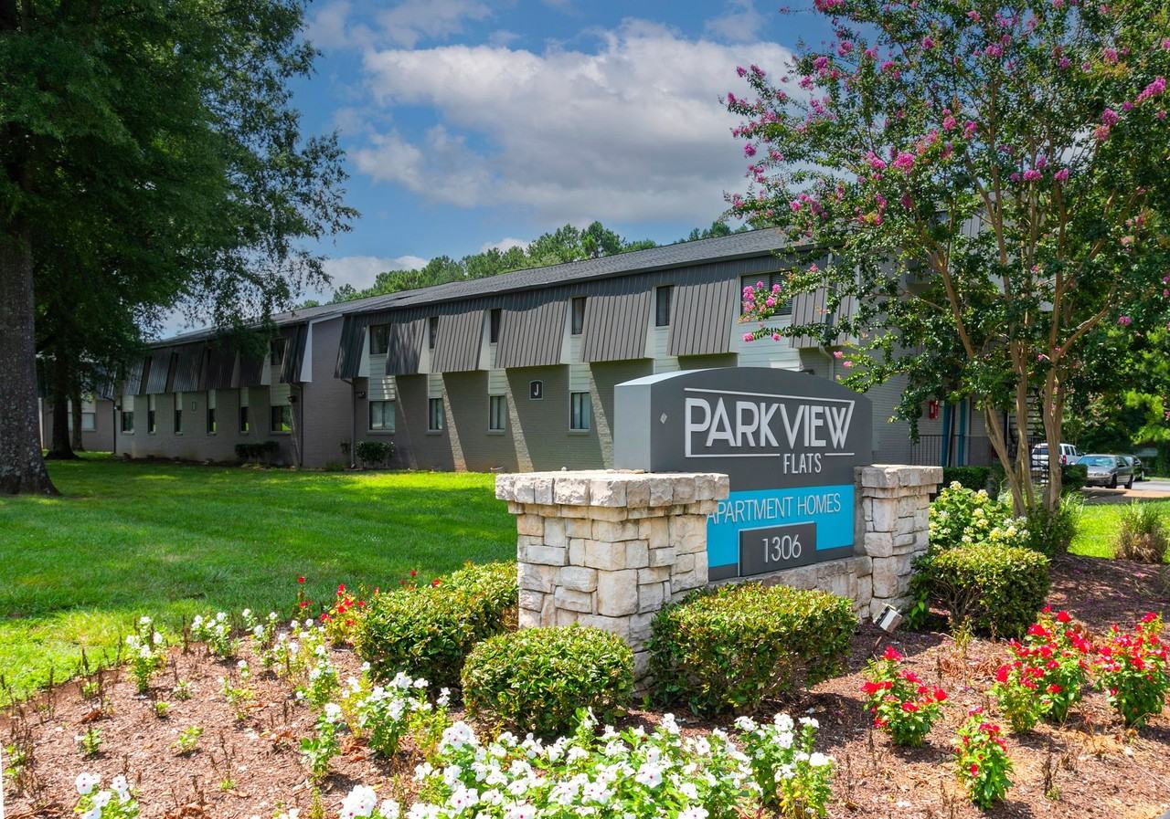 Parkview Flats - Photo 4 of 24