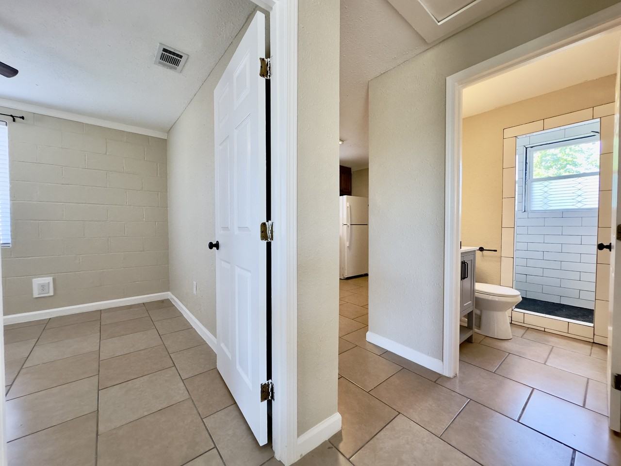 8724 Forshey St #2A - Photo 3 of 11