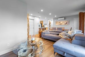 featured image of 2095 Rue Saint-Thomas
