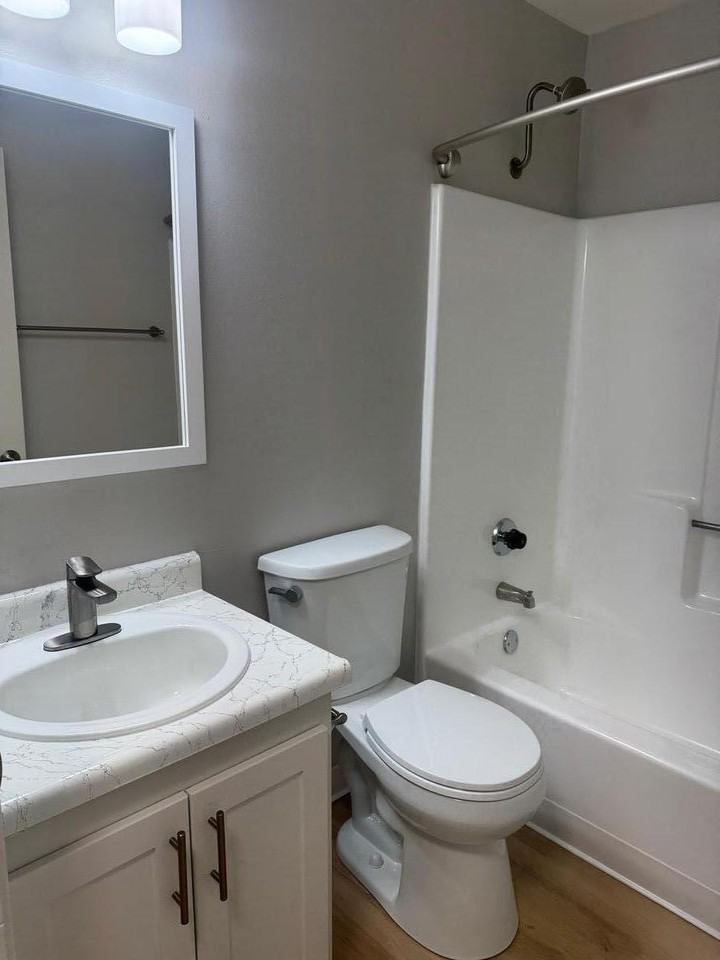 2215 Peach Tree Dr - Photo 3 of 25