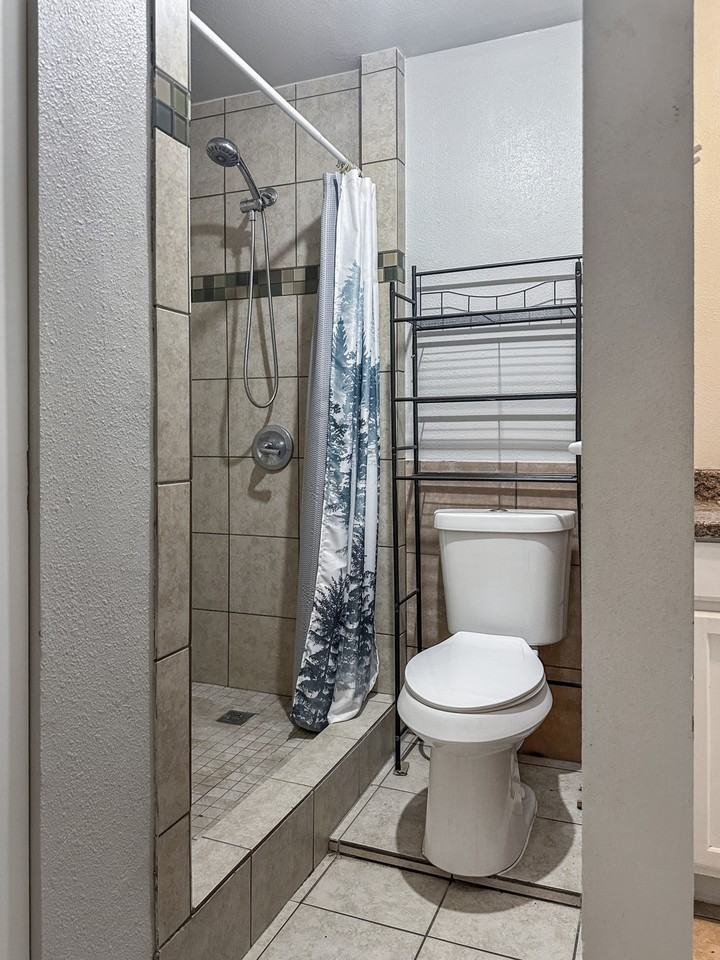 239 Peabody Ave #2 - Photo 6 of 11