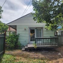 727 Woodford St #1-2 - Photo 1 of 1