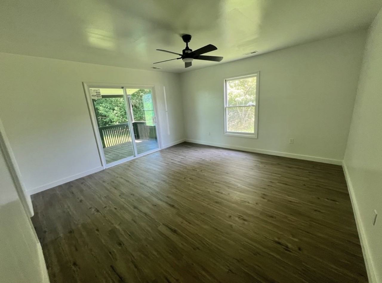 114 Raby St #1 - Photo 3 of 9