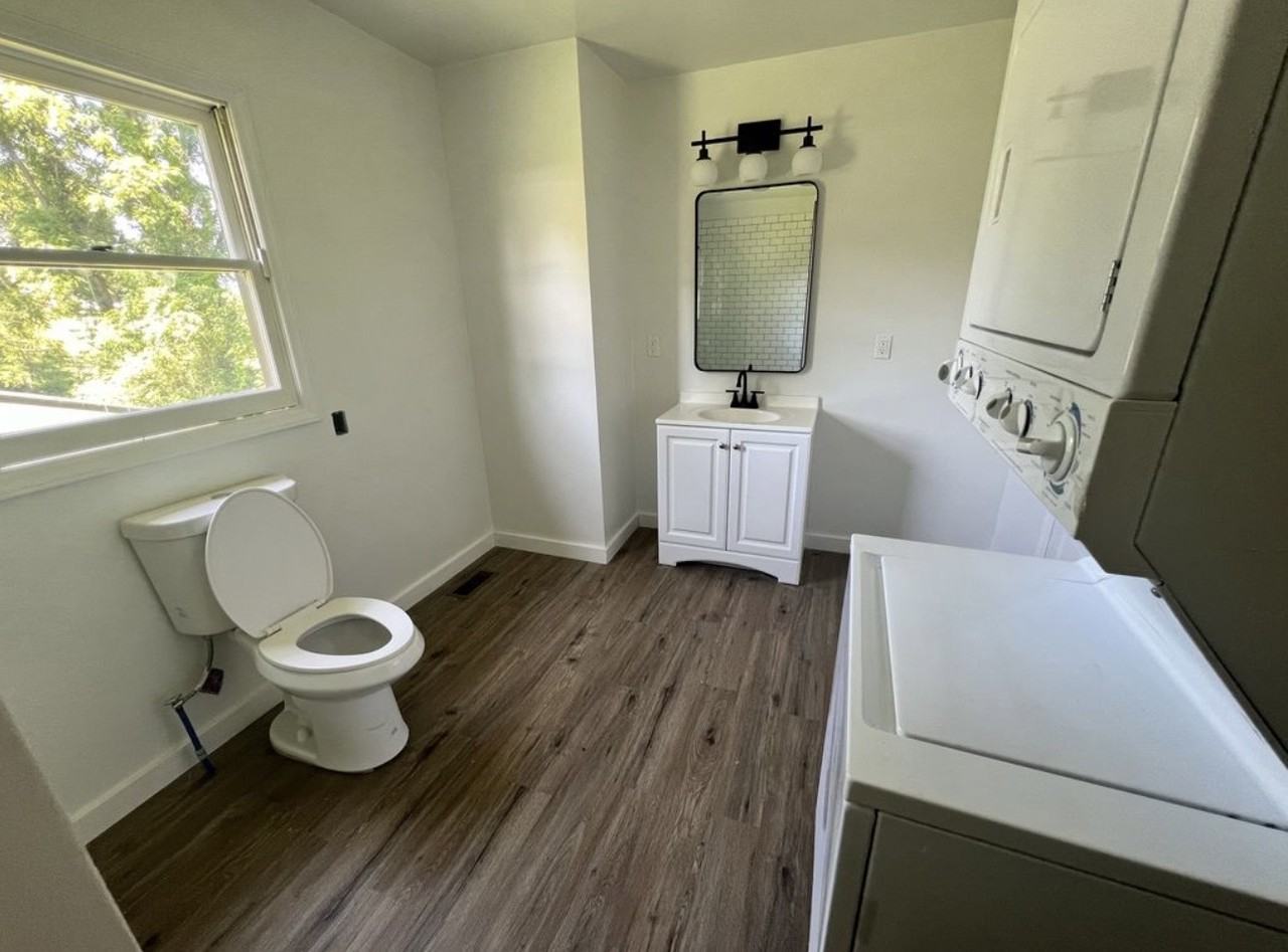 114 Raby St #1 - Photo 6 of 9