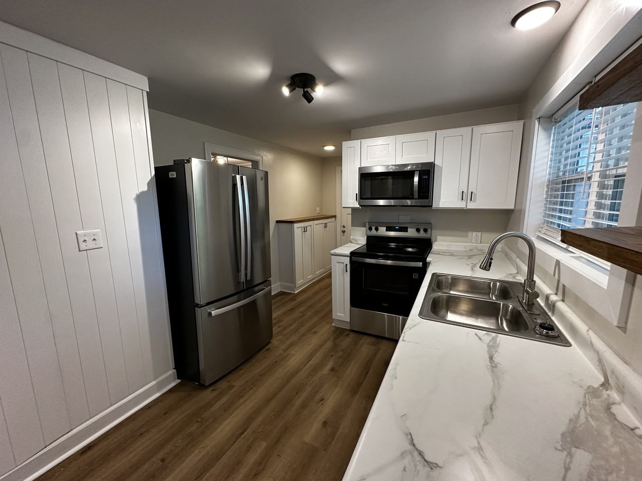 3320 Luther St #1 - Photo 4 of 20