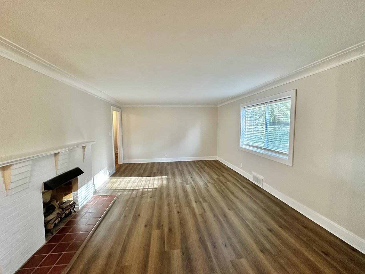 3320 Luther St #1 - Photo 5 of 20