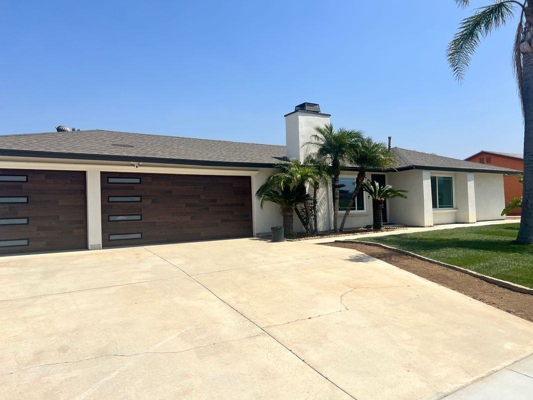 8335 Stonewood Ln - Photo 3 of 12
