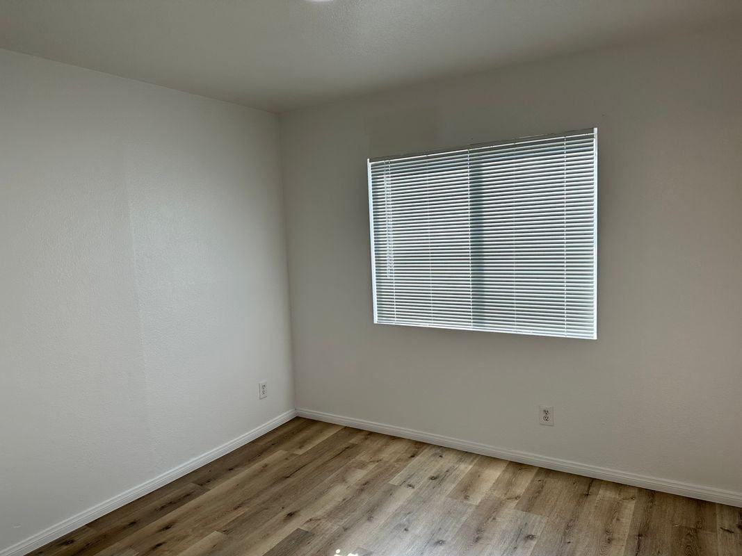 17785 Carson Cir - Photo 3 of 8