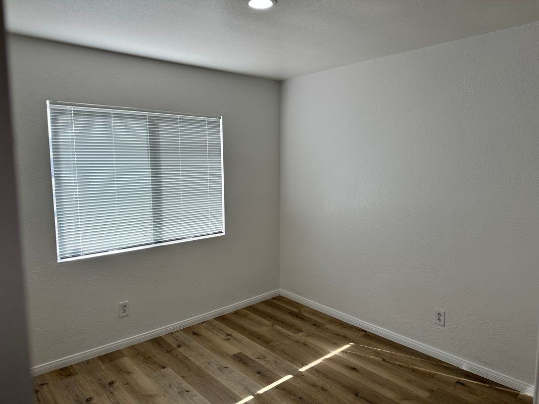 17785 Carson Cir - Photo 4 of 8