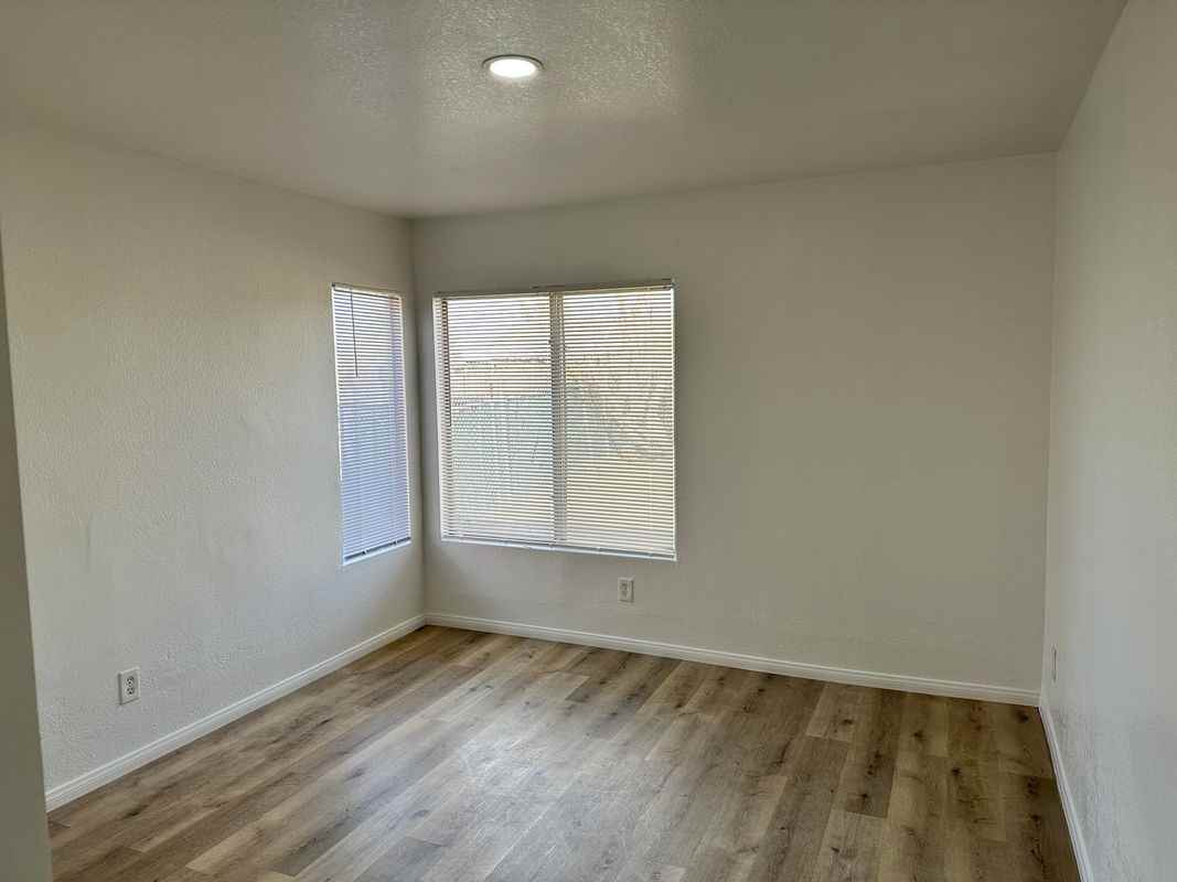 17785 Carson Cir - Photo 6 of 8