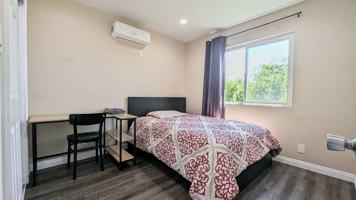 featured image of 1299 W 37th Dr