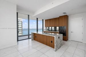 featured image of 175 Se 25th Rd ##1204