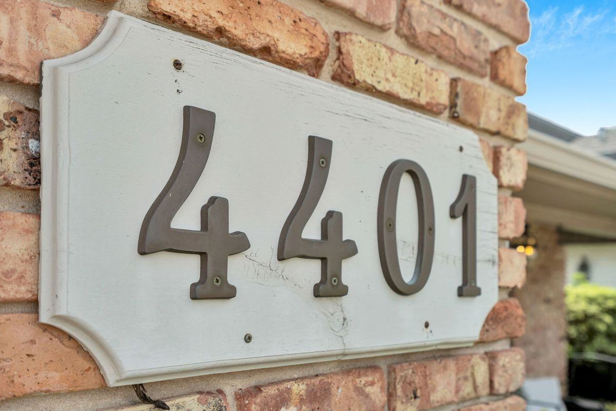 4401 Cleary Ave - Photo 3 of 40