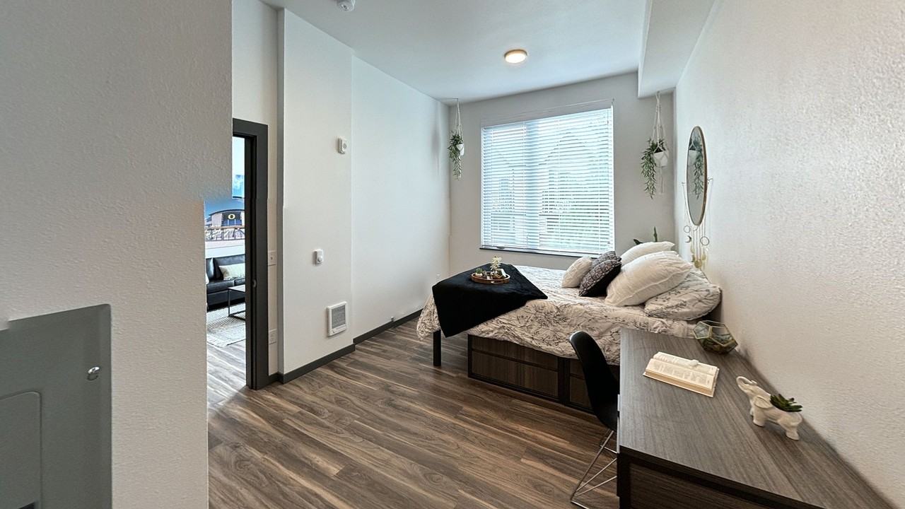 The Flats at Chase - Photo 6 of 37