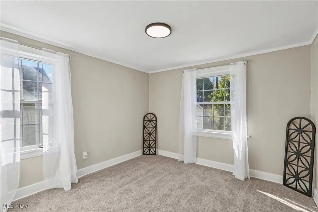 615 Noah Ave - Photo 2 of 30