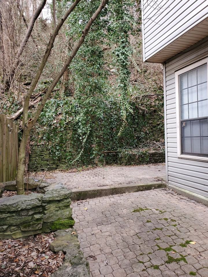 9 W Hollister St #1 - Photo 2 of 4