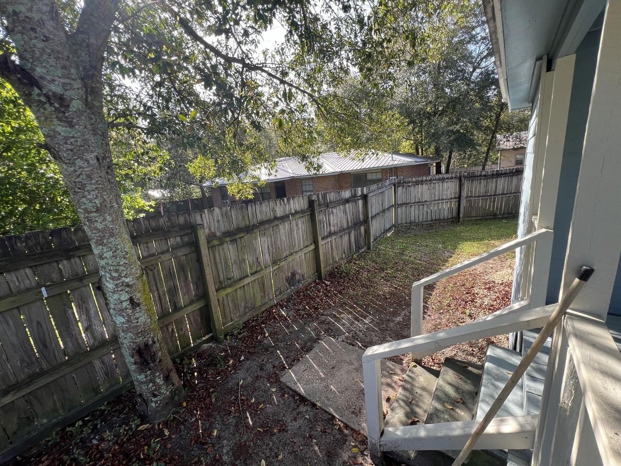 709 S 11th St - Photo 3 of 21