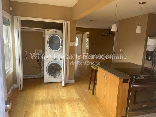 4480 Utica St - Photo 7 of 21