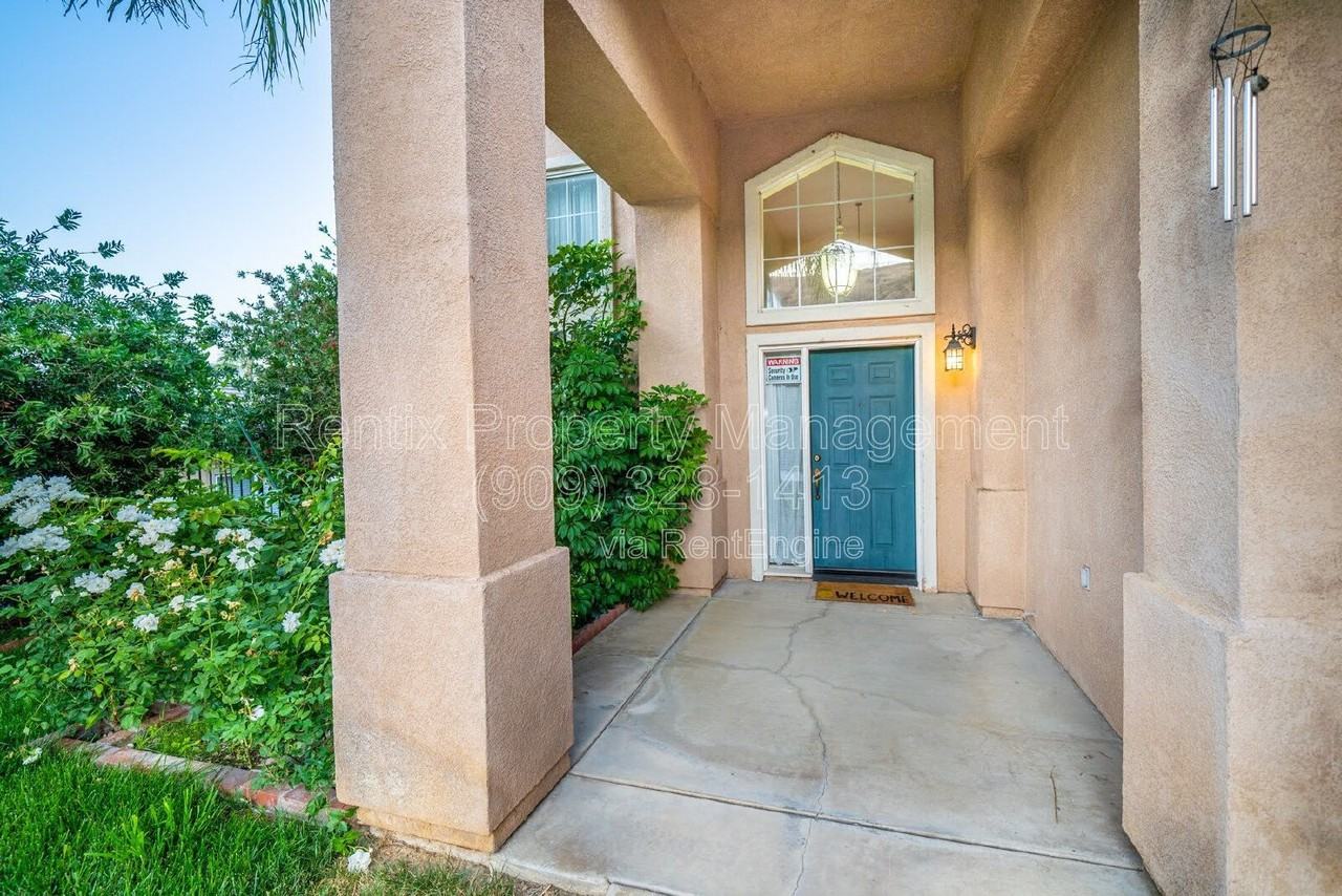 3655 Shandin Dr - Photo 3 of 50