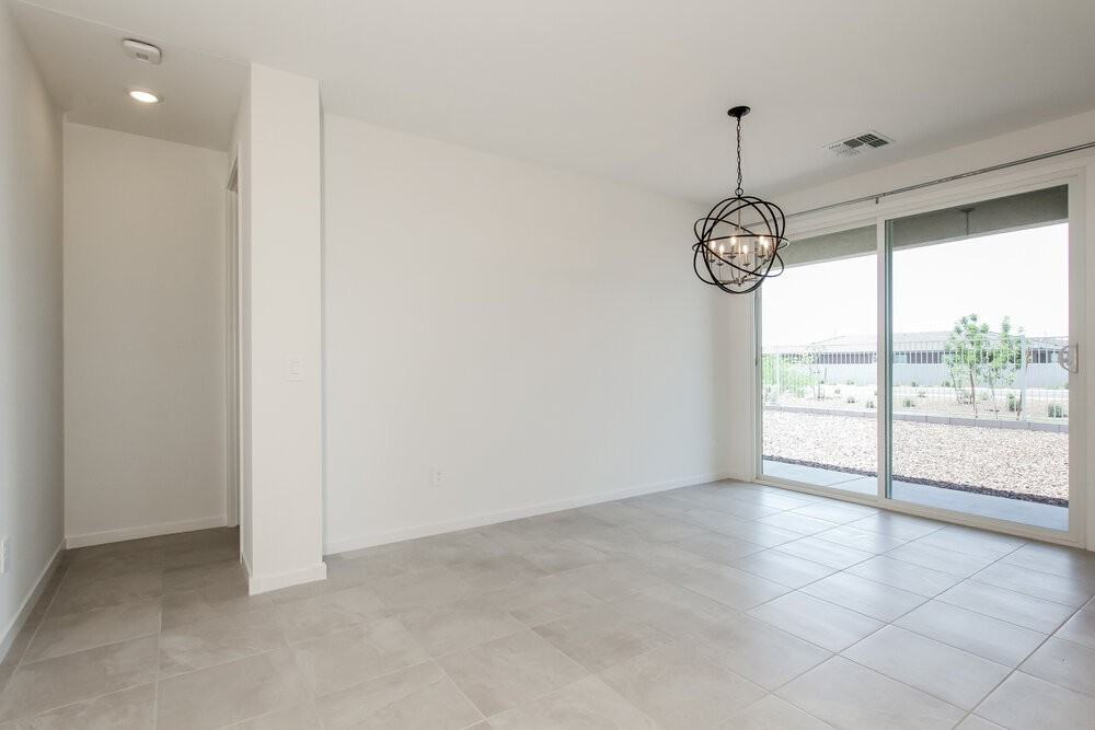 5440 S 245th Ave - Photo 3 of 16