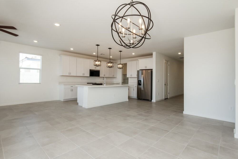 5440 S 245th Ave - Photo 4 of 16