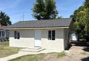 featured image of 2418 Blossom St