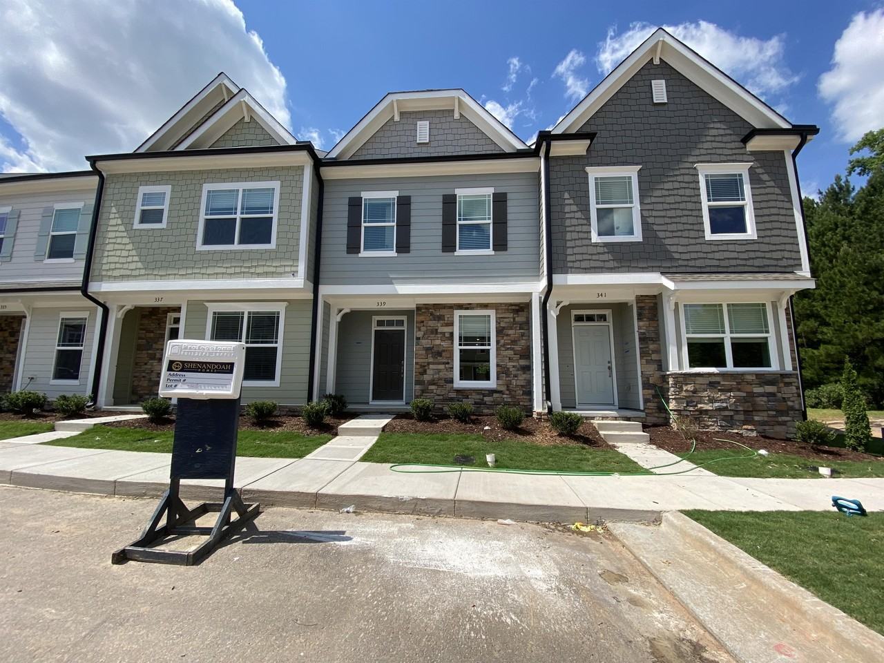 339 Old Grove Ln #1