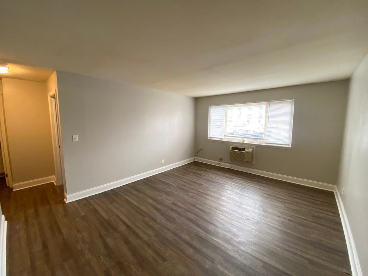 Peoria Flats - Photo 4 of 7