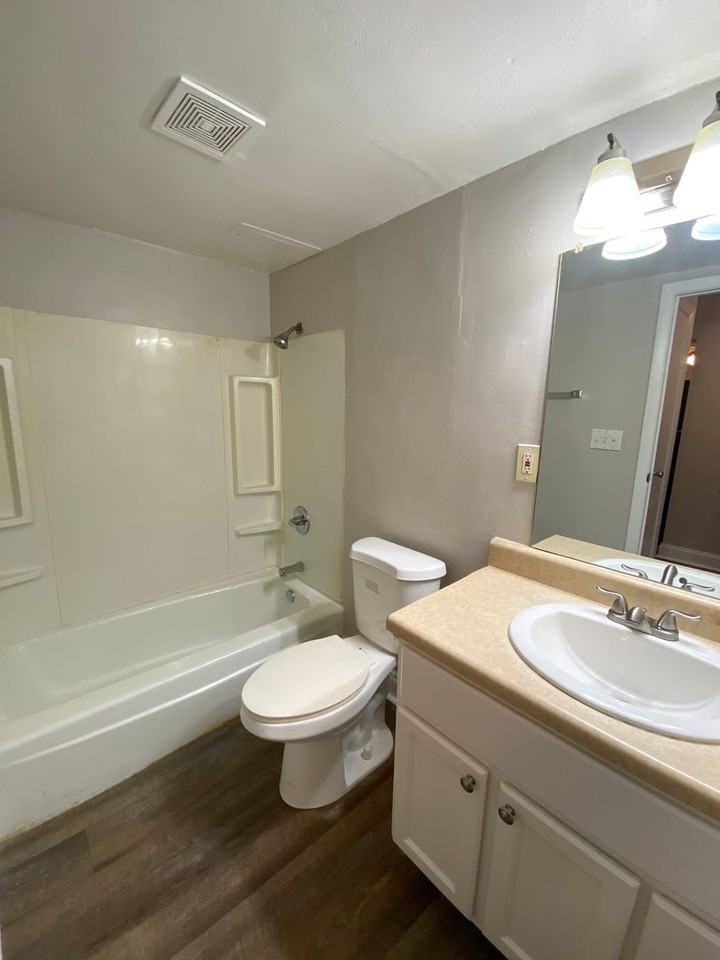Peoria Flats - Photo 7 of 7