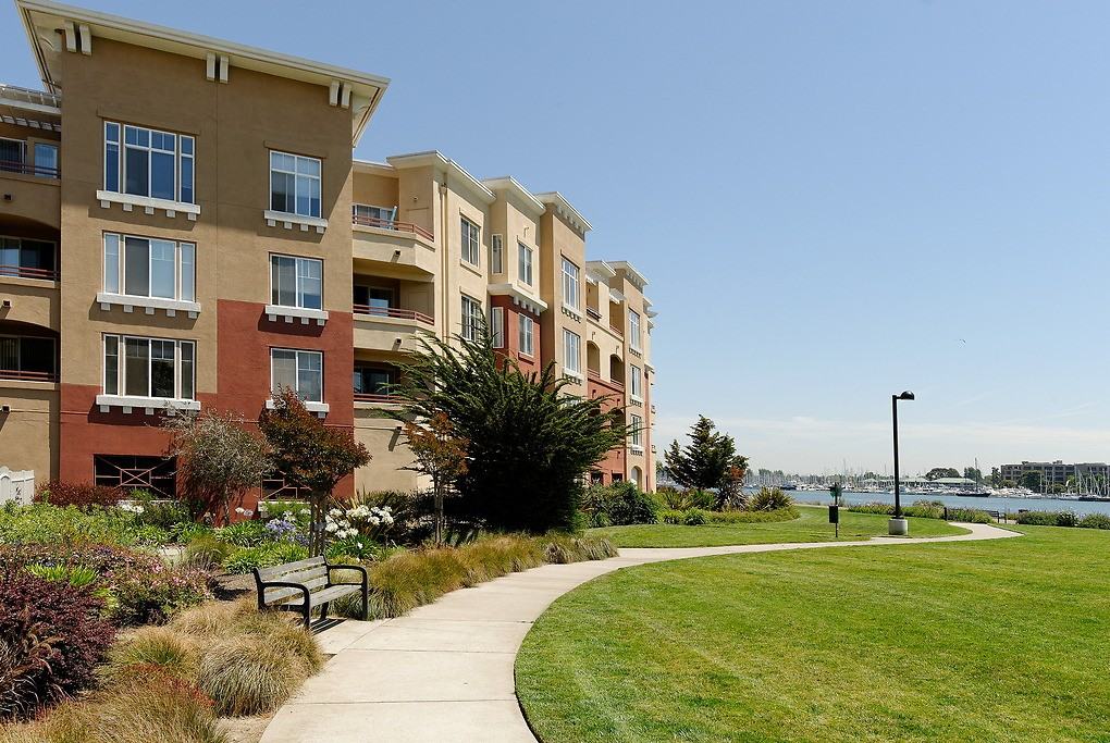 The Landing at Jack London Square - Photo 2 of 41